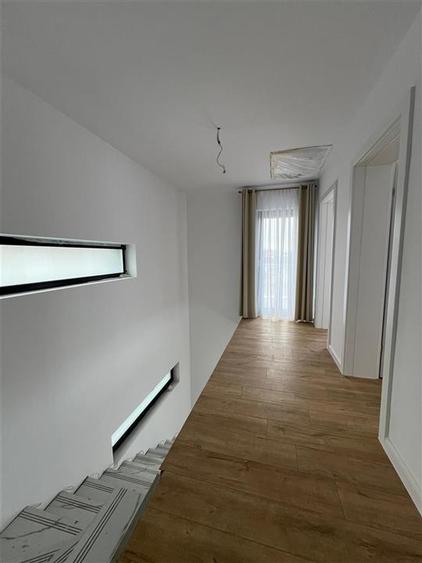 Vila FINALIZATA SI INTABULATA 4 Camere - Valea Adanca - 5 Drumuri - 10