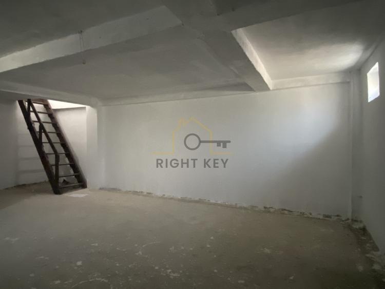 Oportunitate | 4 camere | 200 mp teren | La cheie - Domnesti - 17