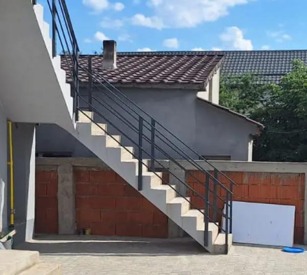 Spatiu comercial ,etj 1,nou,ideal multiple activitati - 1