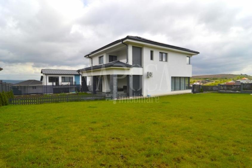 Casa 3 camere de vanzare in Dezmir - 1