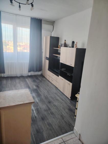 Garsonieră semidecomandată în Soarelui
