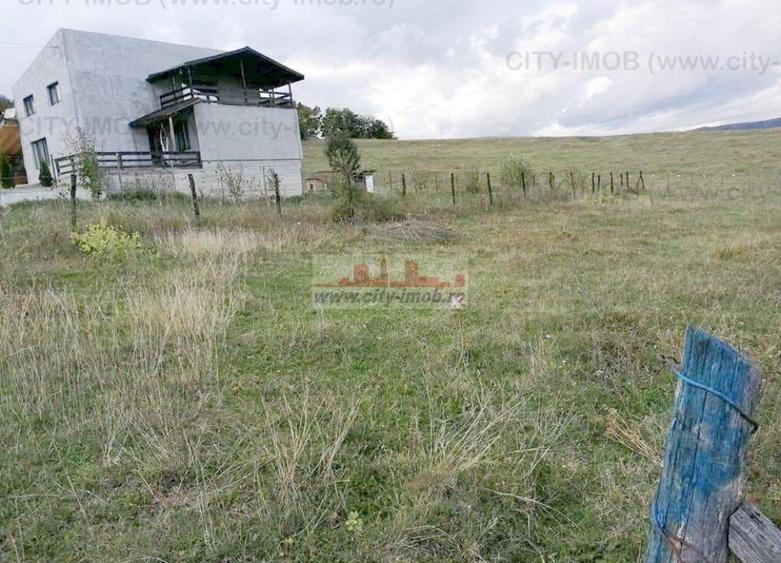 Teren Construcții intravilan de 500 mp, în Ocnița