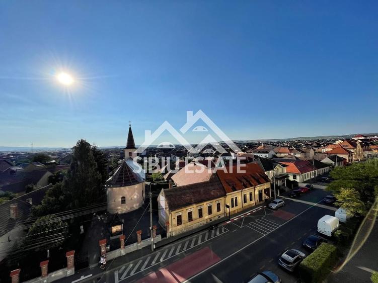 Apartament cu 3 camere decomandat, mobilat în Terezian