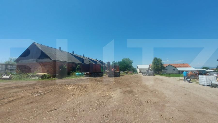 Platforma industrială 13 parcele cu hale, total 2.5 ha, post trafo - 3