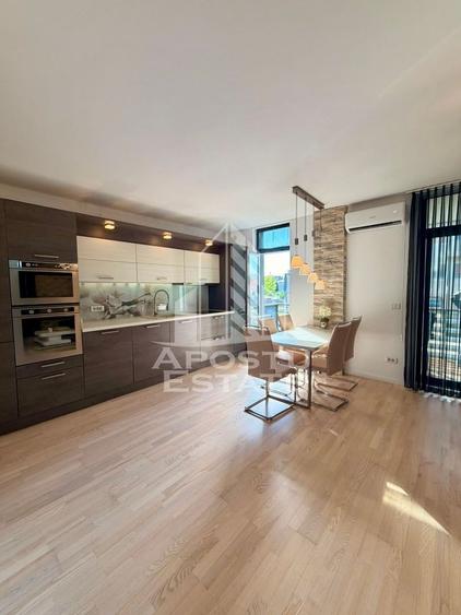 Apartament cu 2 camere semidecomandat, mobilat în Braytim