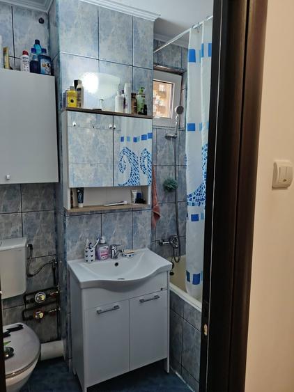 Apartament cu 2 camere decomandat în Drumul Taberei
