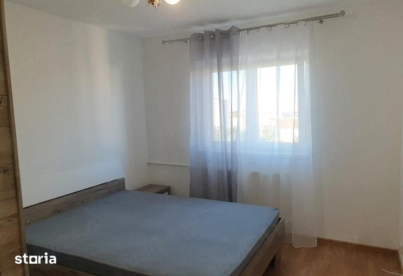 Apartament cu 2 camere decomandat în Titan