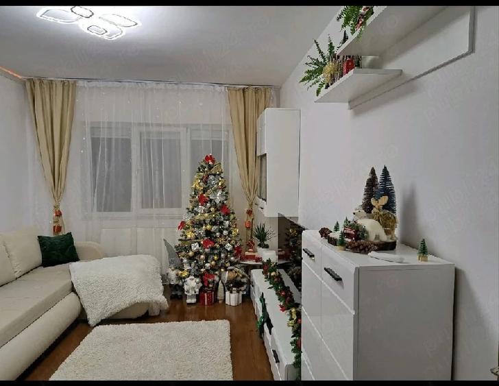 Apartament cu 2 camere decomandat în Pielești