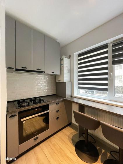 Apartament cu 2 camere decomandat, mobilat în Central