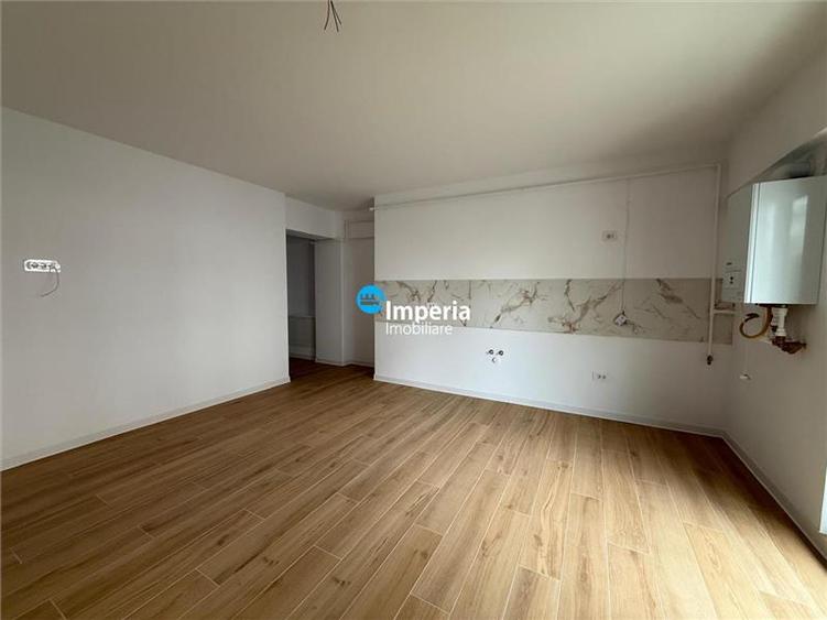 Apartament cu 3 camere decomandat în Valea Lupului