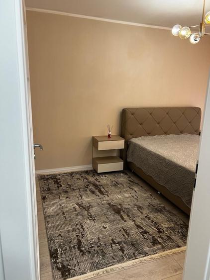 Apartament cu 2 camere decomandat în Exterior Vest