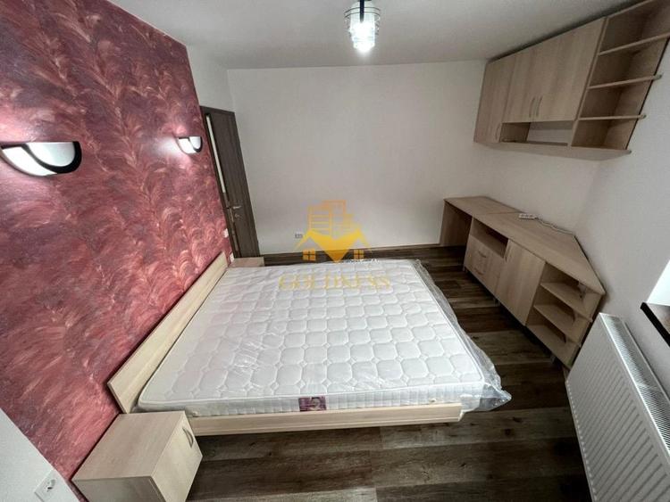 Apartament cu 3 camere semidecomandat în Bună Ziua