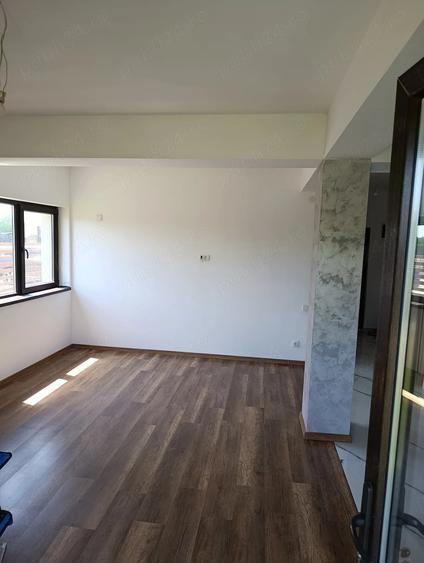 Casă cu Teren 500 Mp în Crevedia