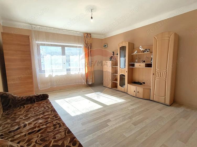 Casă cu 2 camere cu Teren 913 Mp în Șaroș pe Târnave