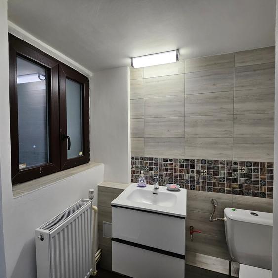 Apartament cu 5 camere decomandat în Ferdinand