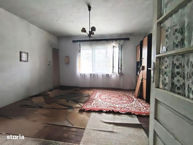 Casă cu 3 camere cu Teren 2571 Mp în Bonț