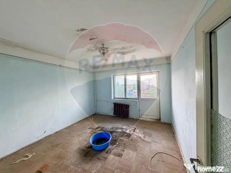 Apartament cu 3 camere decomandat în Brăilei