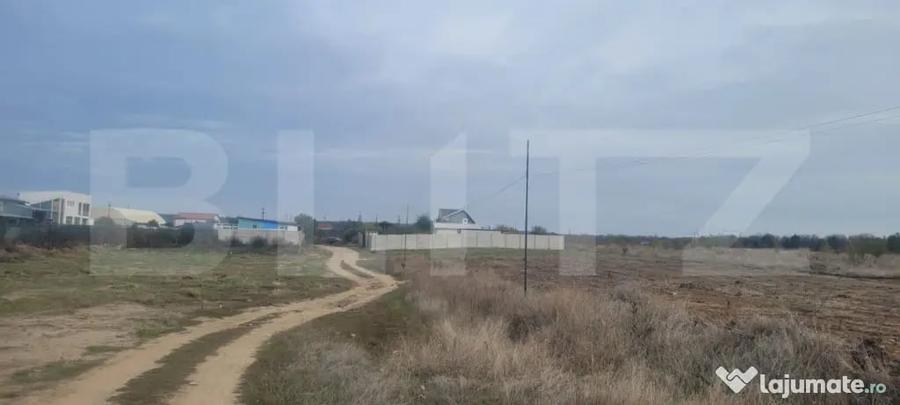 Teren de 1200 mp, în Central