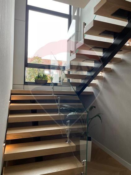 Casa exclusivista care combina perfect luxul ?i func?... - 9