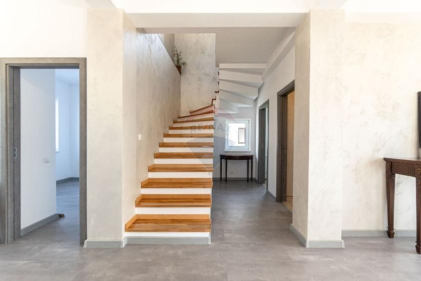 CASE NOI ÎN ARHITECTURĂ ALPINO-MODERNĂ CU ALEE PRIVATA | CRISTIAN - 16