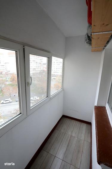 Decomandat, doua balcoane, et. 5/8, bloc BCA, Rovine-Parculet - 2