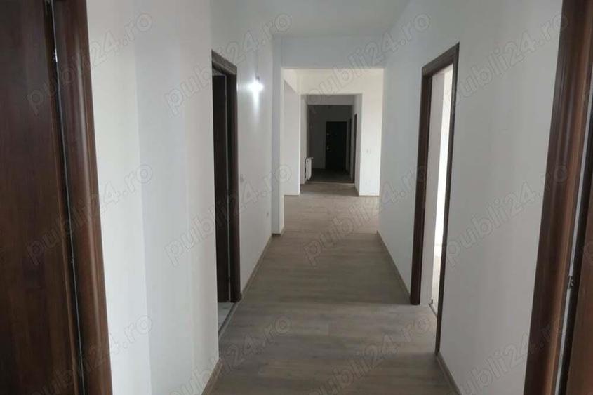 Spatiu pentru birouri - suprafata utila 180 mp - zona Pia?a Romana - 1