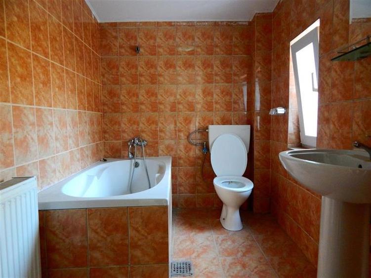 Vila de vanzare pretabila clinica medicala/birouri - 21