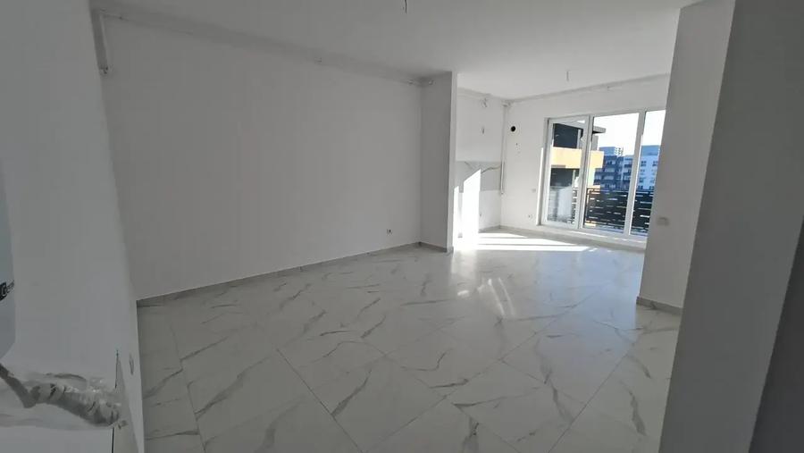 Apartament 2 Camere metrou 15 minute N Teclu pret de nerefuzat - 2
