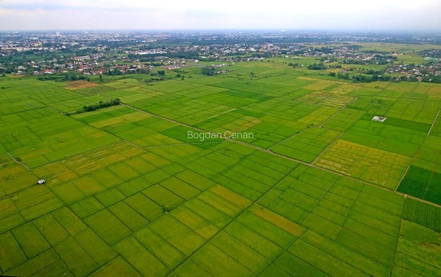 Teren intravilan de vanzare , 1.400mp, Popesti