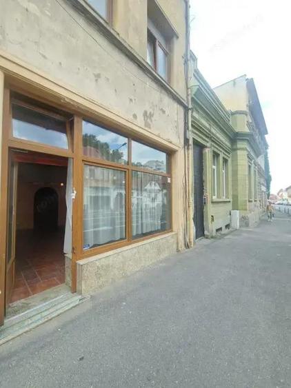 Spa?iu comercial de inchiriat, Str. Lunga, Bra?ov vizibilitate excelenta - 5