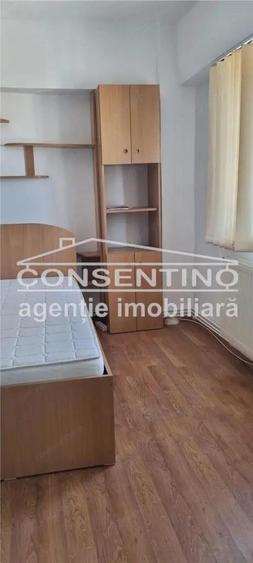 Se vinde gars. conf 1 , decomandata , liber , etj 3 , Centru -Cuza Voda , bloc 1985 - 7