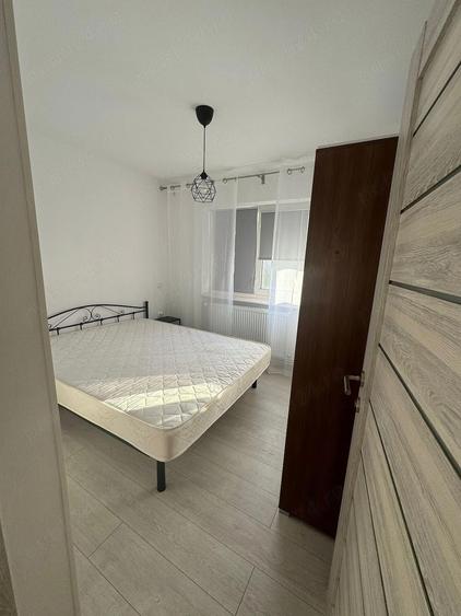 Inchiriez apartament ultracentral - 2