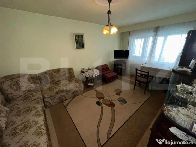 Apartament 3 camere, parter inalt, ideal firma/birouri - DE - 1