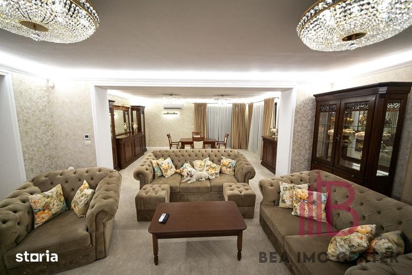 Casă cu 7 camere cu Teren 3492 Mp în Ghioroc
