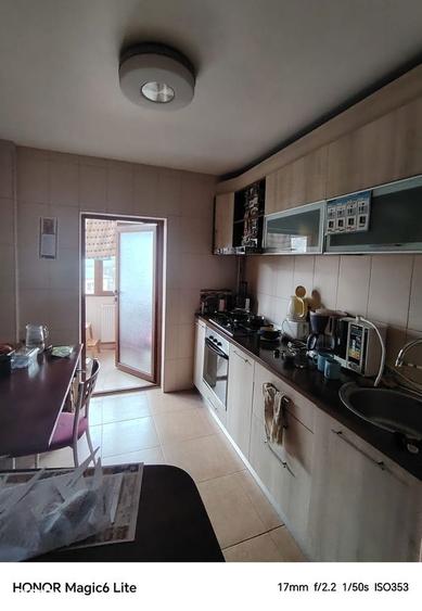 Apartament cu 3 camere, decomandat, mobilat si utilat, Pacurari - 6