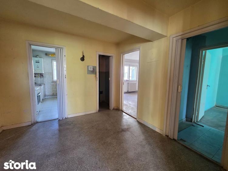 Apartament 3 camere de vanzare Deva, zona Piata (Str. I.L. Caragiale) - 10