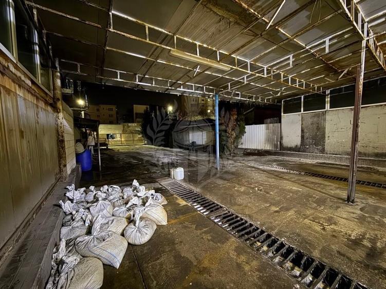 HALA DE INCHIRIAT - CURTE GENEROASA  PLOIESTI, ZONA CANTACUZINO - 13