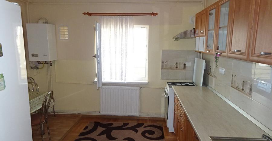 Inchiriez apartament 2 camere decomandat in Deva, I. Creanga, etaj 2 Inchiriez apartament 2 camere decomandat in Deva, I. Creanga, etaj 2
