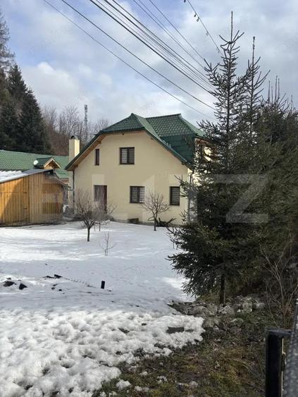Casa de vanzare, locuibila imediat, 178 mp, in Vatra Dornei - 1