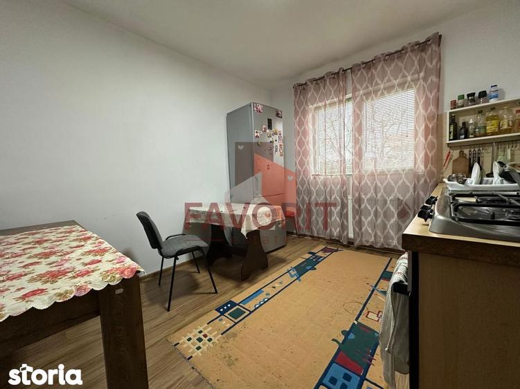 Casa individuala | Parter + Etaj + Pod | Asfalt | Comision 0 | - 6