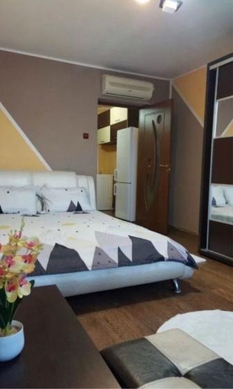 Inchiriez garsoniera saturn i6 - 6