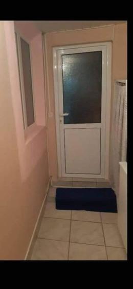 Inchiriez cam la curte - 5