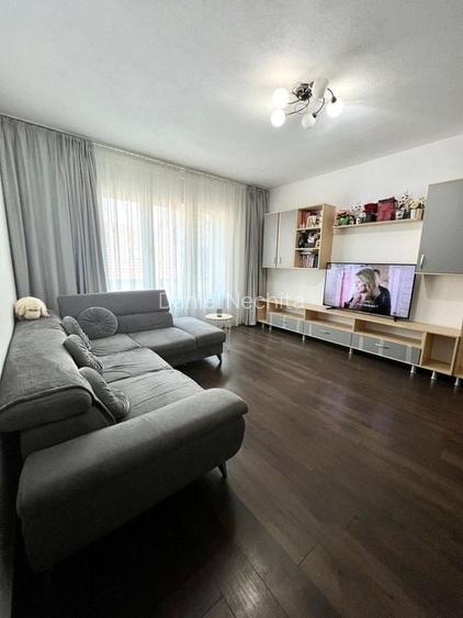 Apartament Istoric 3 camere-Piata Victoriei