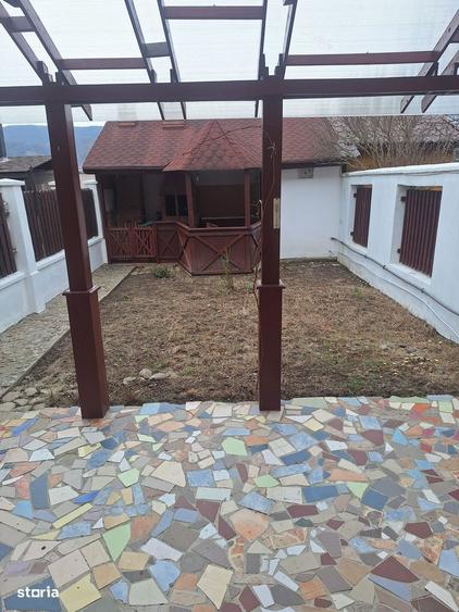 Casa P+etaj in Vladesti - 1