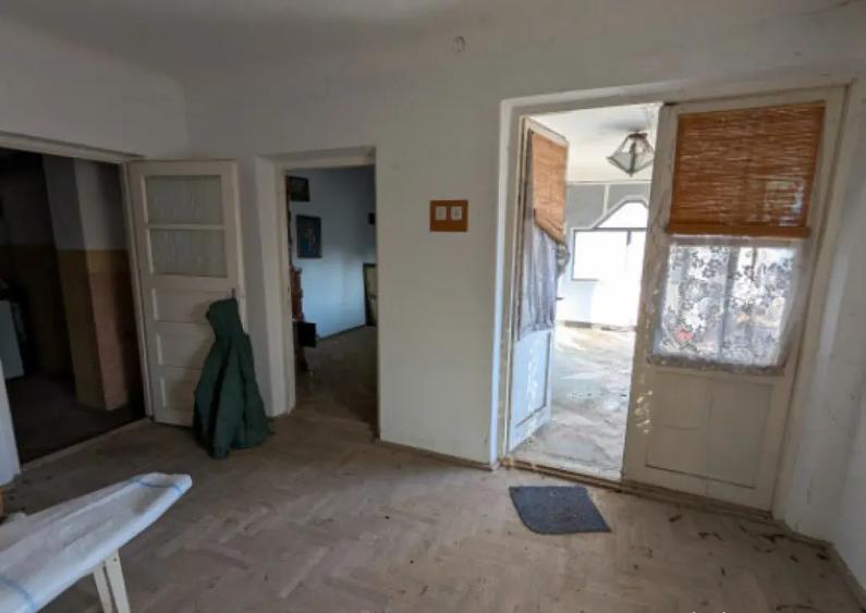 Casa la strada principala Hemeius, 615m teren - 1