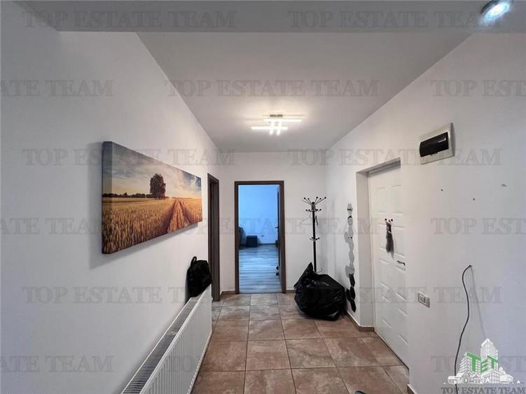 Vila moderna cuplata,curte individuala cu 5 camere , 3 bai , Living , terasa,mob - 10