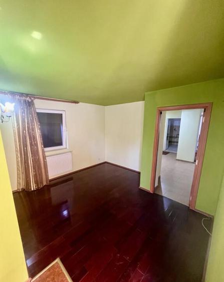 Casa de vanzare Frumusani - Spatiu Comercial la Parter - 25 - 14