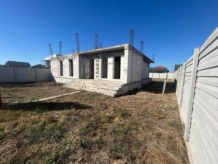 Casa plan parter, 600 mp, 115 mp utili, Metro - 3