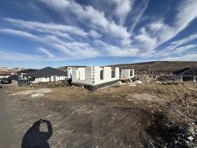 Casa pe un singur nivel in Chinteni, zona linistita , 121mpu ,teren 487mp - 20