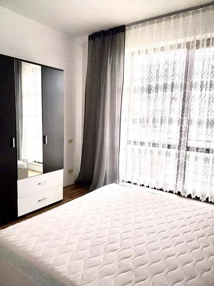 Apartament cu 2 camere semidecomandat, mobilat în Obor